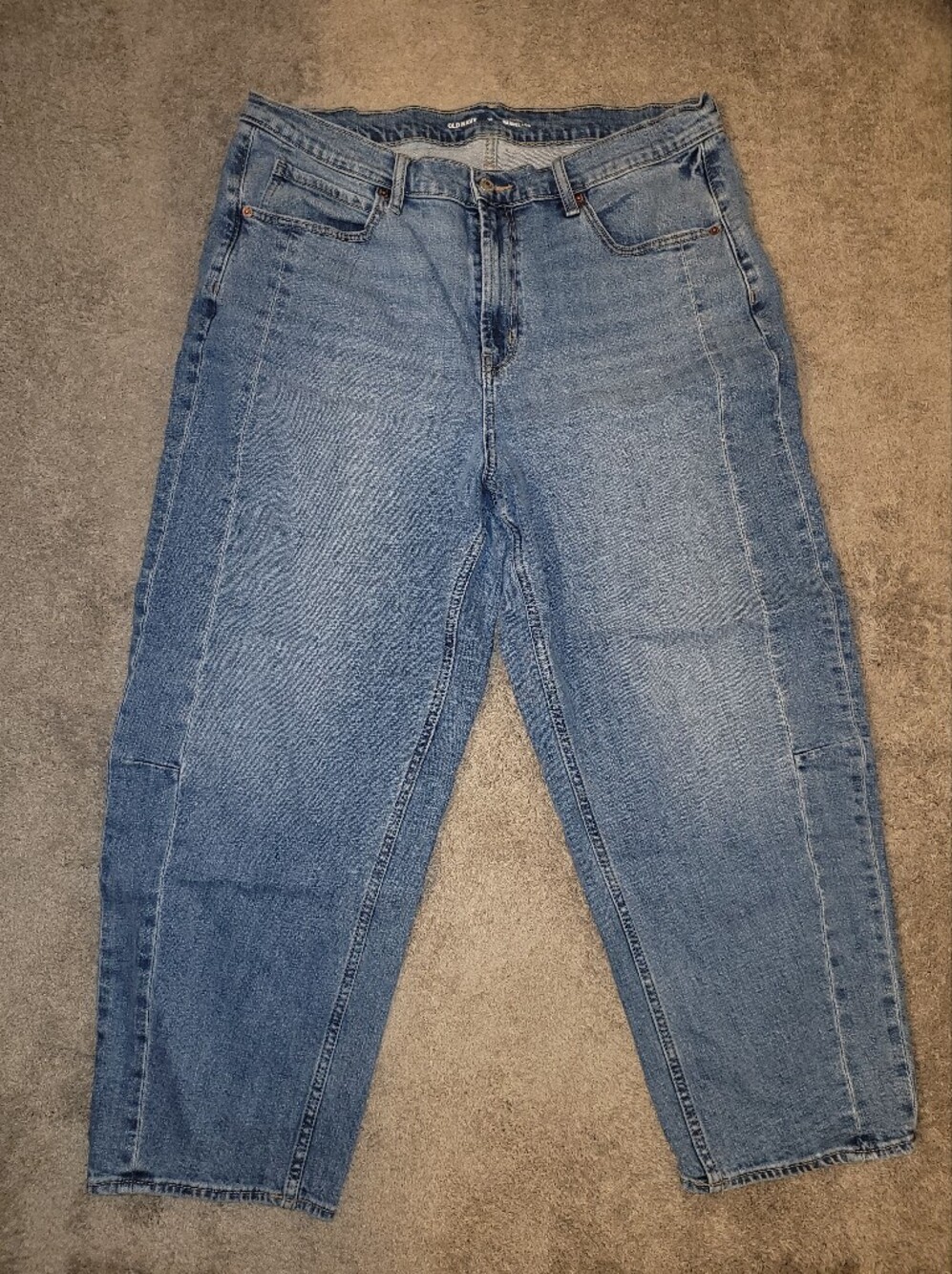 EUC Old Navy Barrel Jean Size 16